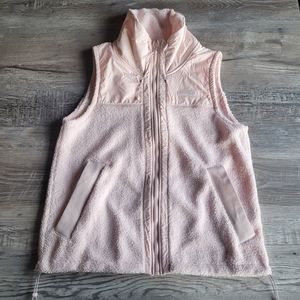 (M) Under Armour vest!